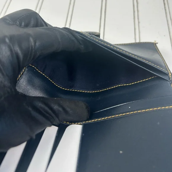 Dior Black and Gray Wallet - Picture 7 of 9